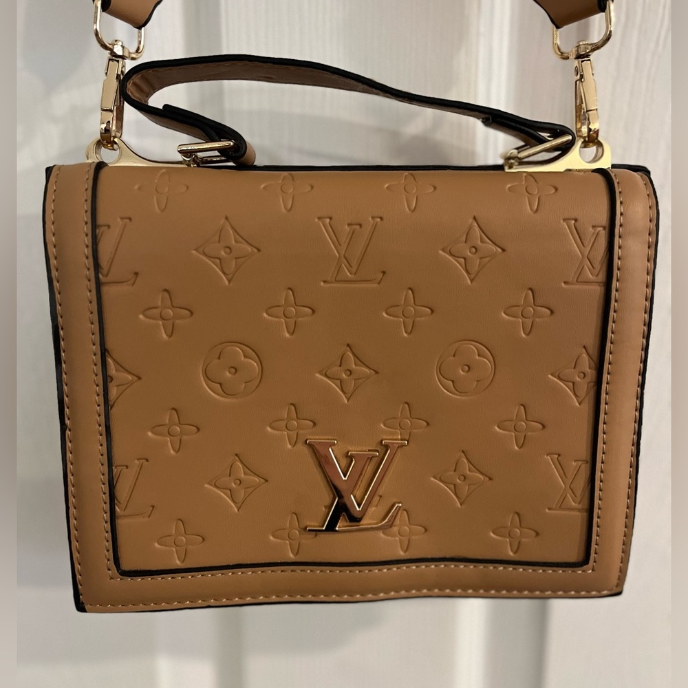 Louis Vuitton shoulder bag